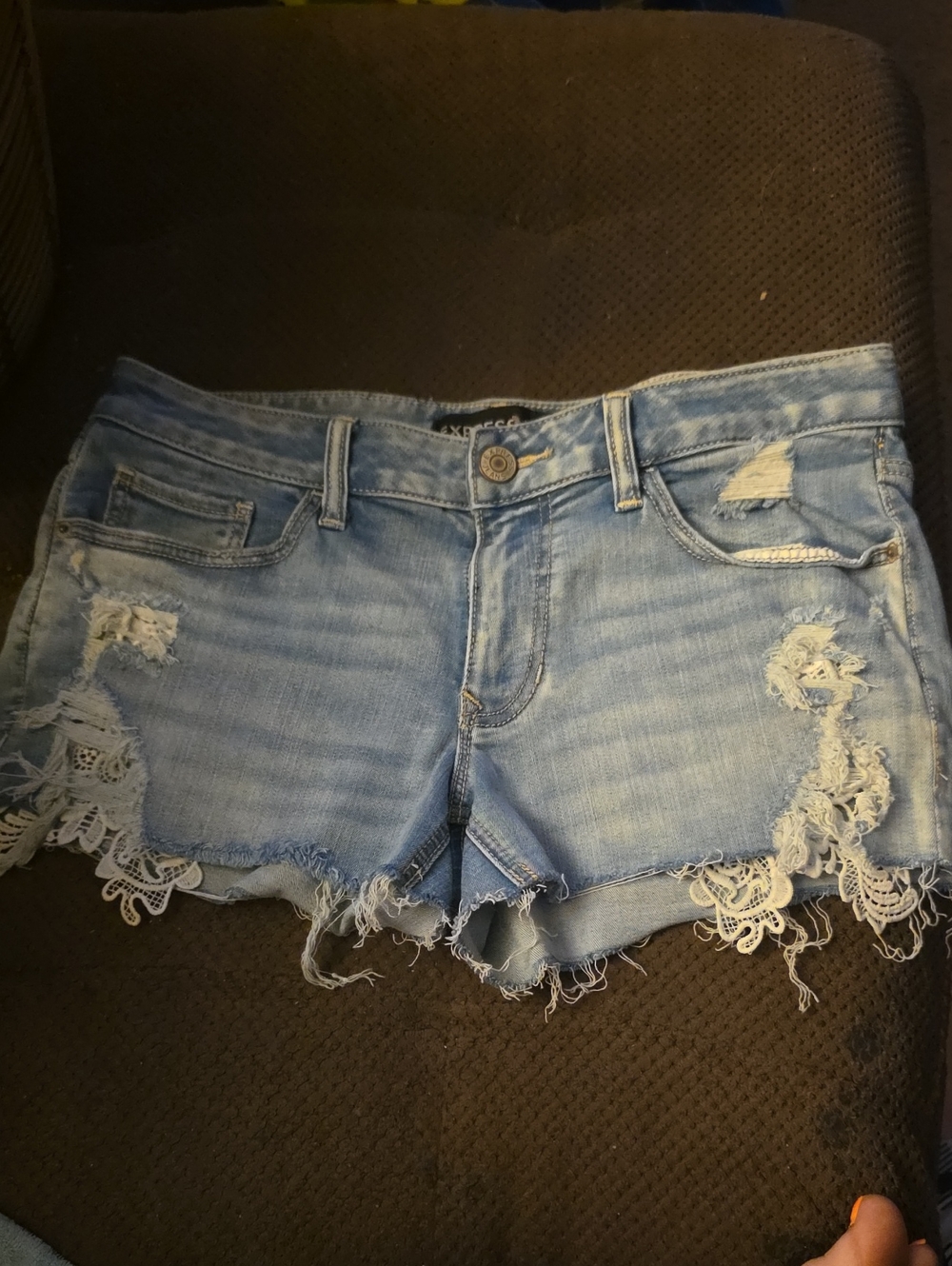 Express Women's SIZE 4 Light Blue Distressed Denim Shorts with Lace Trim